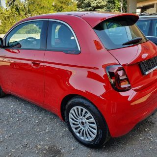 Fiat 500e Red edition