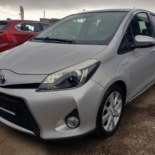 Toyota Yaris 1.5Hybrid Luxury