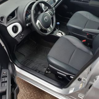 Toyota Yaris 1.5Hybrid Luxury