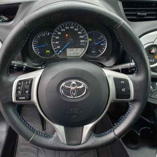 Toyota Yaris 1.5Hybrid Luxury