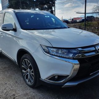 Mitsubishi Outlander 2.2DI-D AWD 7m
