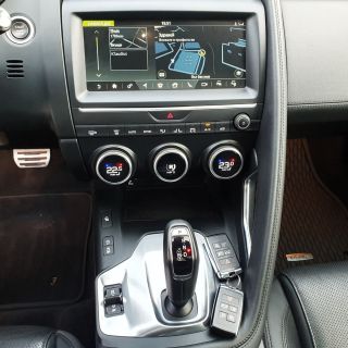 Jaguar E-Pace 2.0i SE/250/AWD/AT9*
