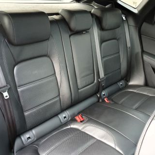Jaguar E-Pace 2.0i SE/250/AWD/AT9*
