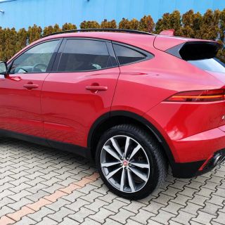 Jaguar E-Pace 2.0i SE/250/AWD/AT9*