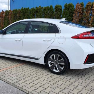 Hyundai Ioniq 1.6 Hybrid / Style