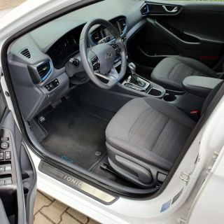 Hyundai Ioniq 1.6 Hybrid / Style