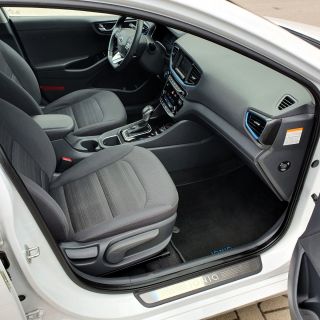 Hyundai Ioniq 1.6 Hybrid / Style