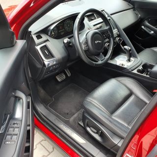 Jaguar E-Pace 2.0i SE/250/AWD/AT9*