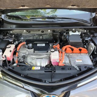 Toyota Rav4 2.5vvt-i HYBRID 4WD Launge