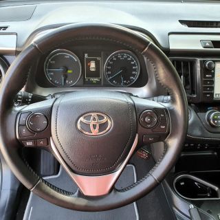Toyota Rav4 2.5vvt-i HYBRID 4WD Launge