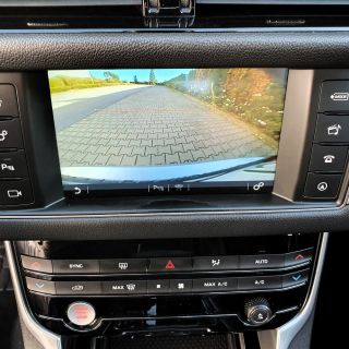 Jaguar XF 2.0d/240/R-Sport/AWD