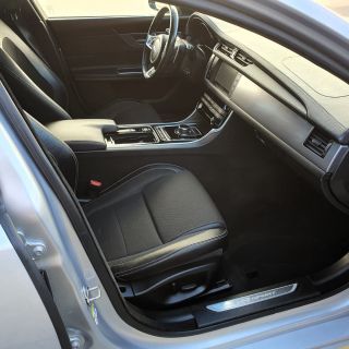 Jaguar XF 2.0d/240/R-Sport/AWD