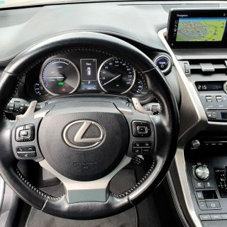 Lexus NX300Hybrid 4WD Premium