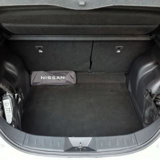 Nissan Leaf 40kWh/150hp/46000km.