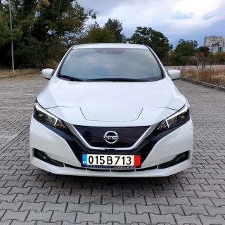 Nissan Leaf 40kWh/150hp/46000km.