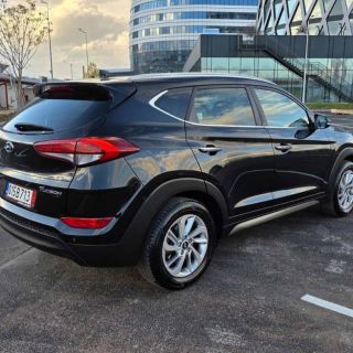 Hyundai Tucson 1. 7 CRDi 141kc *XPossible*