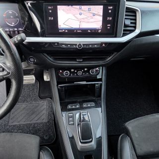 Opel Grandland X/Plug-in Hybrid/AWD/AT8