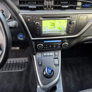 Toyota Auris 1.8vvt-i/136/ Hybrid/Active+