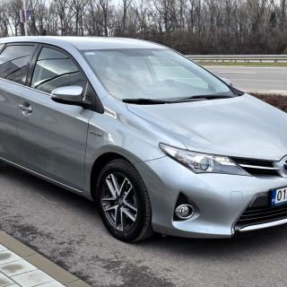 Toyota Auris 1.8vvt-i/136/ Hybrid/Active+