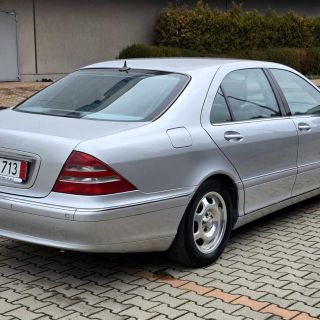 Mercedes Benz S320 V6 benz. Long