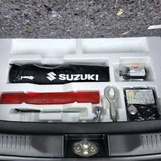 Suzuki Ignis/1.2mhybrid/4wd/