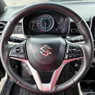 Suzuki Ignis/1.2mhybrid/4wd/