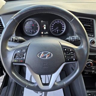 Hyundai Tucson 1. 7 CRDi 141kc *XPossible*