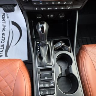 Hyundai Tucson 1. 7 CRDi 141kc *XPossible*