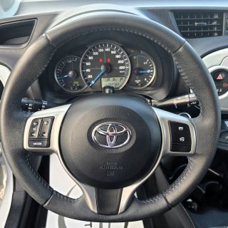 Toyota Yaris 1.5vvt-i HYBRID Lounge